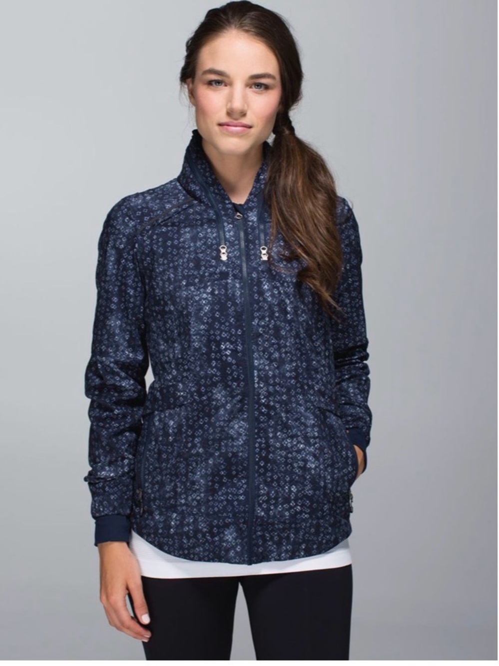 Lululemon Spring Forward Jacket
Kanoko Twist Inkwell Ghost / Inkwell size 6